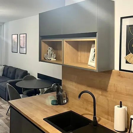 & Traky, Saint Vlas, улица черно море 12 スヴェティ・ヴラス