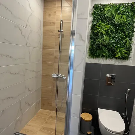 & Traky, Saint Vlas, улица черно море 12 Apartment Sveti Vlas