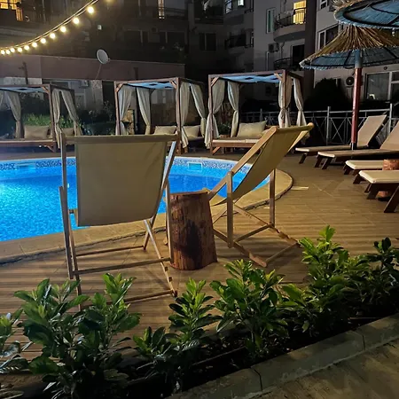Appartamento & Traky, Saint Vlas, улица черно море 12