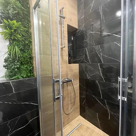 & Traky, Saint Vlas, улица черно море 12 Apartment *