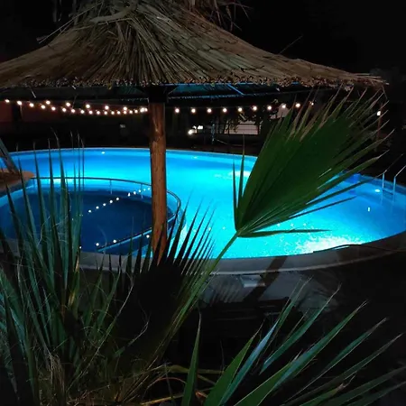 & Traky, Saint Vlas, улица черно море 12 Apartment *