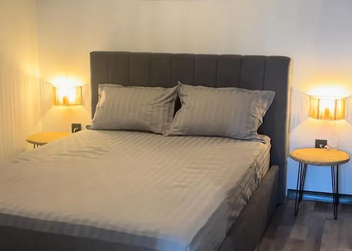 & Traky, Saint Vlas, улица черно море 12 Sveti Vlas