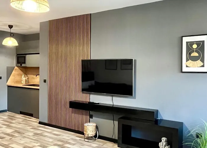 & Traky, Saint Vlas, улица черно море 12 Sveti Vlas