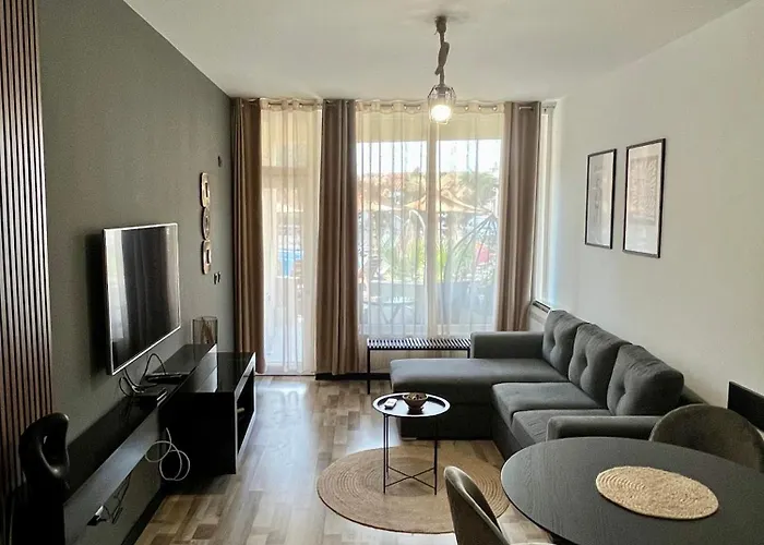 & Traky, Saint Vlas, улица черно море 12 Sveti Vlas